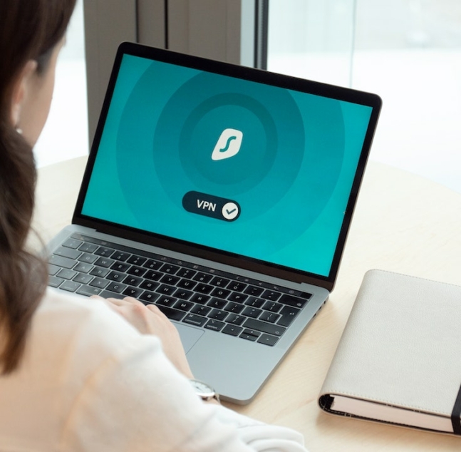 pexels-dan-nelson-3949100